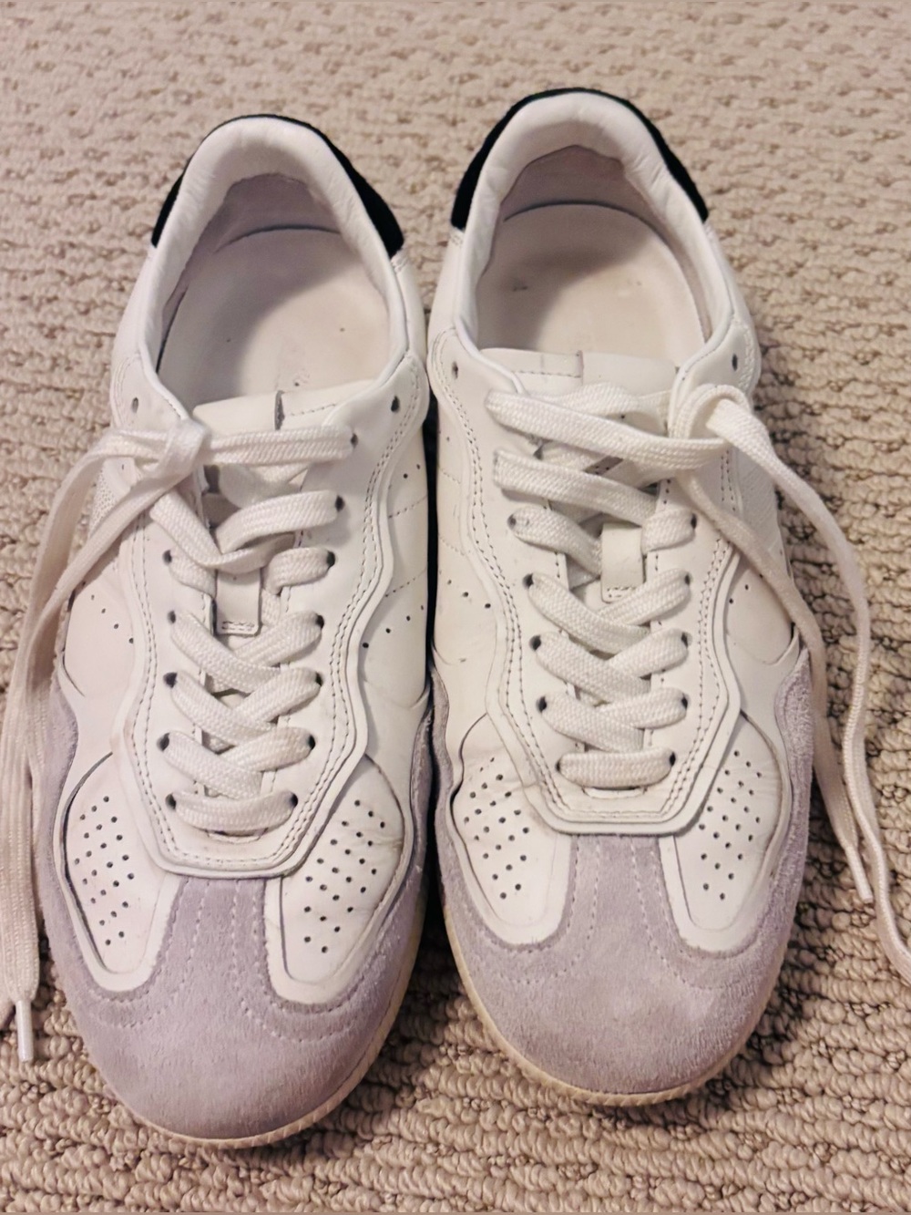 Alohas Women’s White Leather and Light Gray Suede Sneakers. Size 9